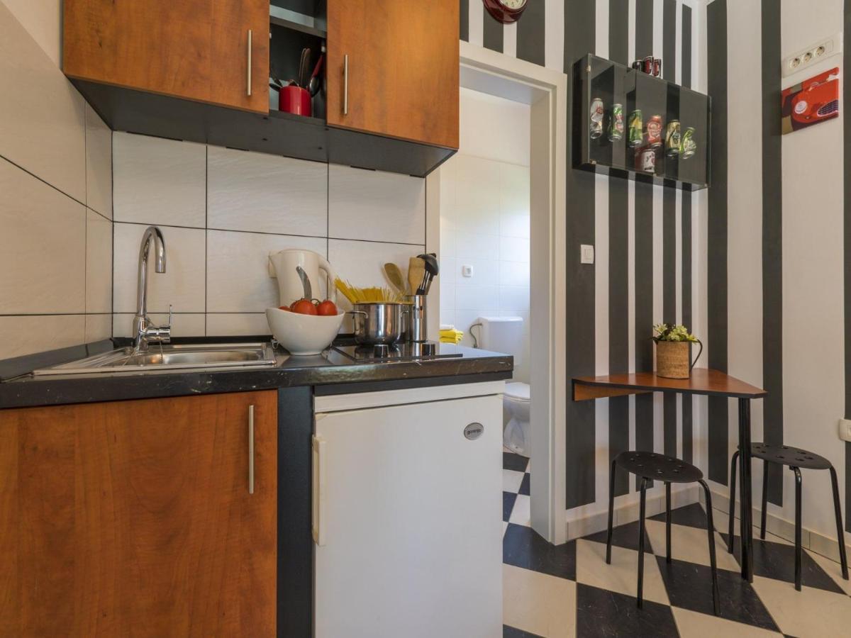 Apartments Rabbit Crikvenica Exterior photo