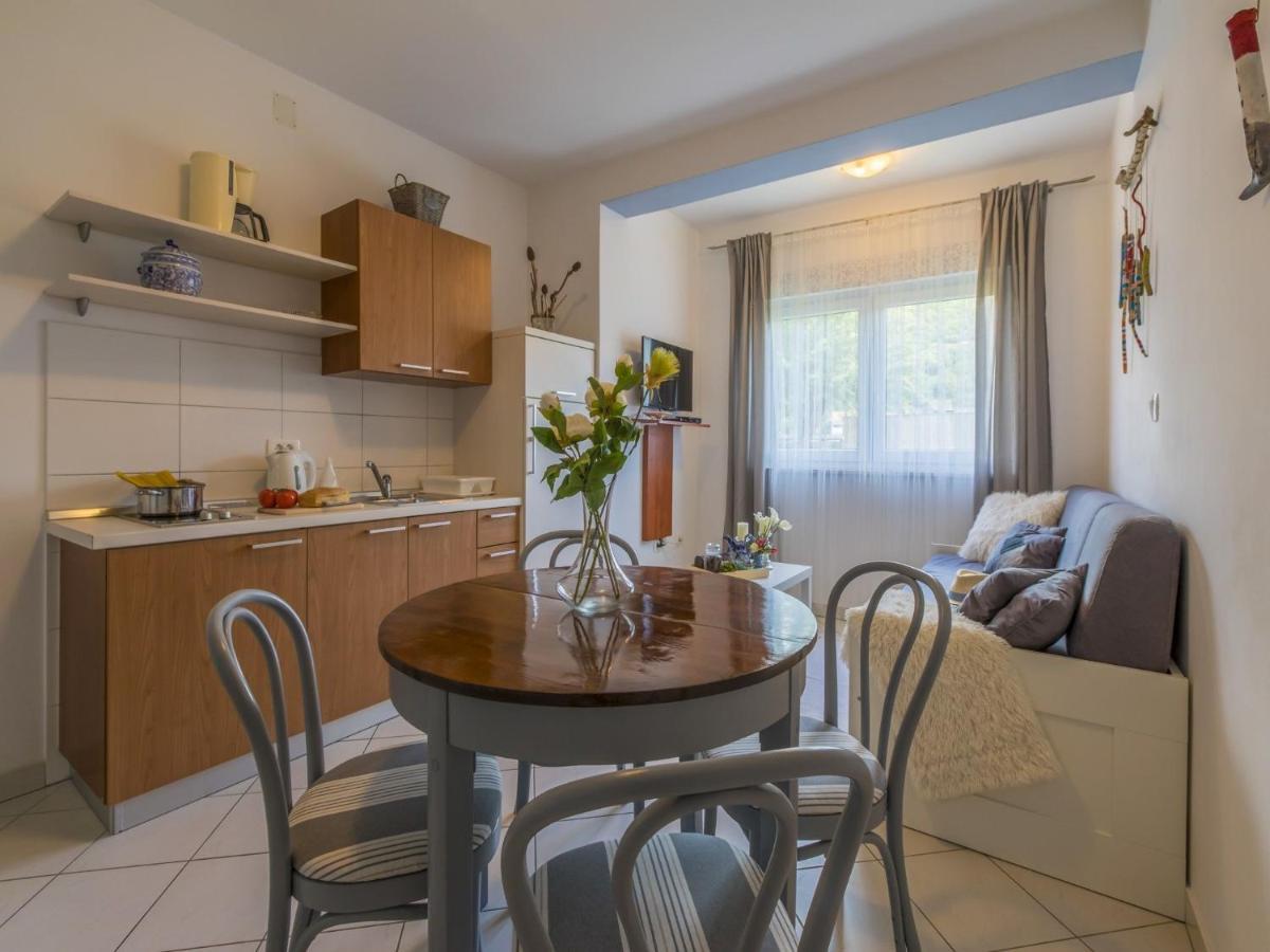 Apartments Rabbit Crikvenica Exterior photo