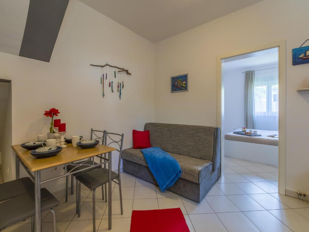 Apartments Rabbit Crikvenica Exterior photo