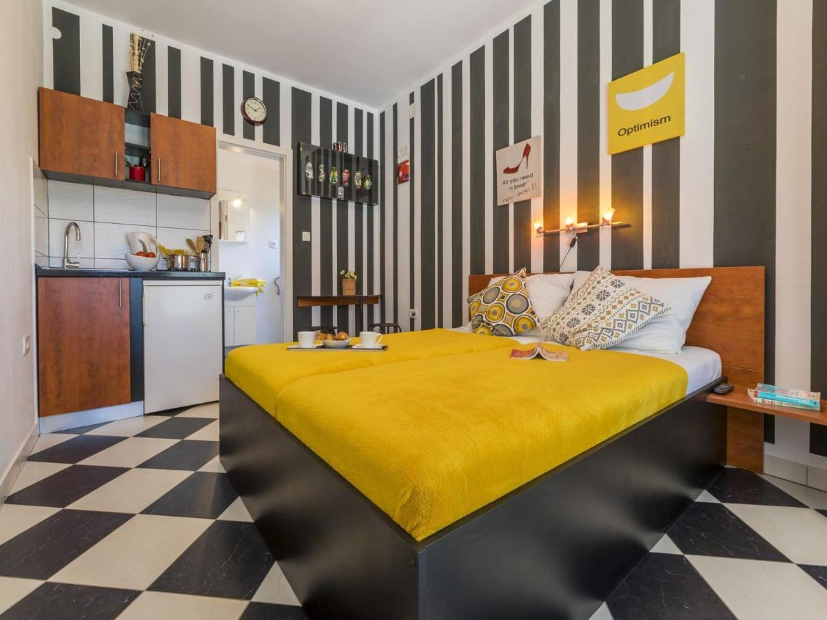Apartments Rabbit Crikvenica Exterior photo